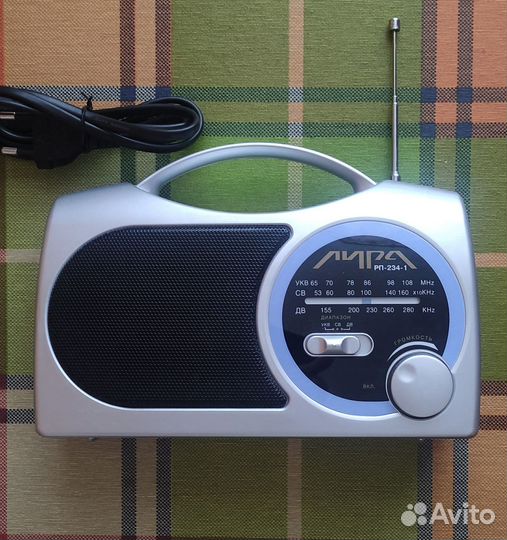 Радиоприемник Лира 234-1