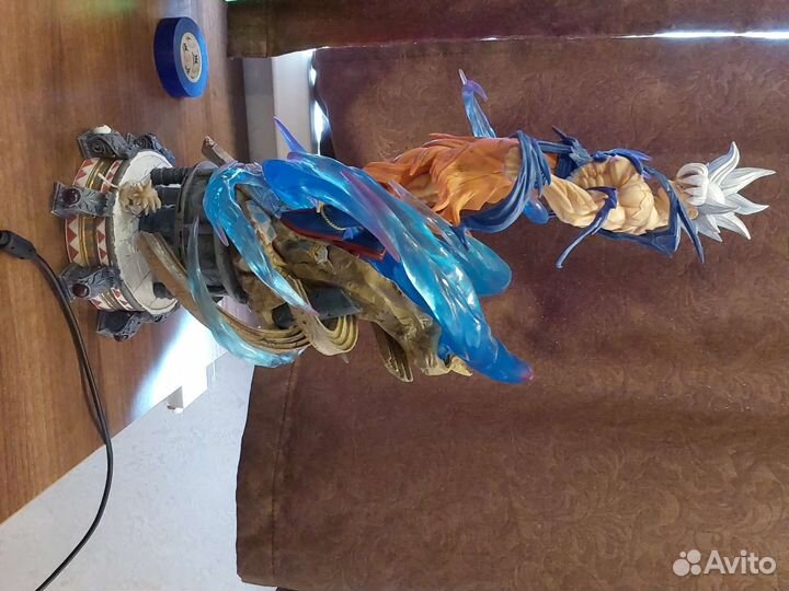 Фигурка гоку ultra instinct omen / MUI