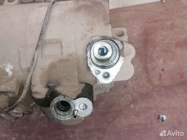 Компрессор кондиционера Ауди Фольксваген