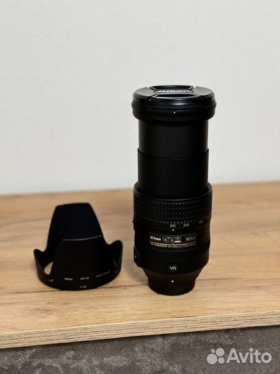 Nikon 28-300mm f/3.5-5.6 ED VR (как новый)