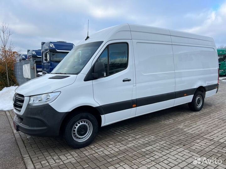 Mercedes-Benz Sprinter цельнометаллический, 2021