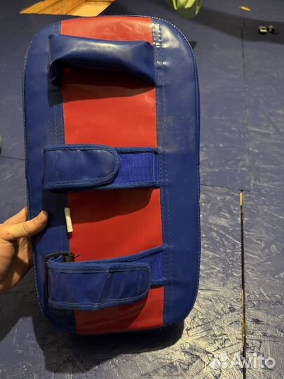 Боксерская груша-лапа