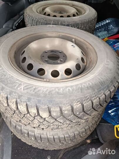 Gislaved Nord Frost 200 185/65 R14 и 185/70 R14 90T