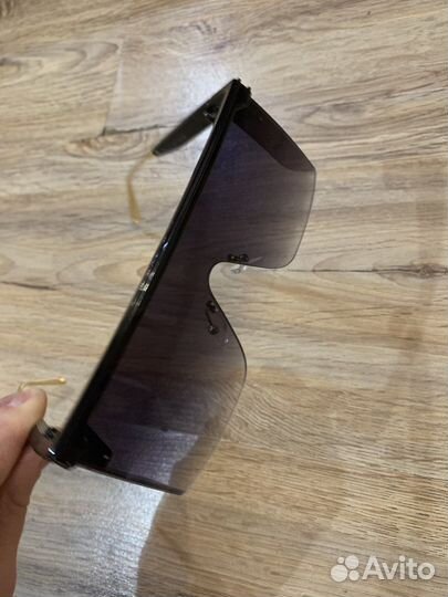 Солнцезащитные очки женские