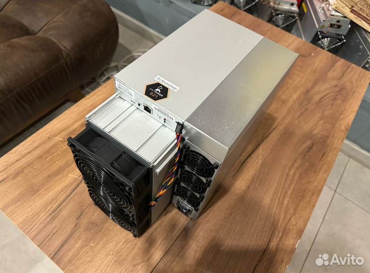 Асик Antminer S21 188th