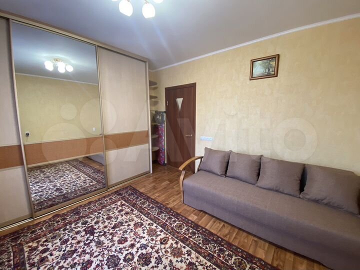2-к. квартира, 43 м², 2/8 эт.
