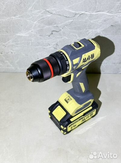 Шуруповерт бесщеточный оригинал
