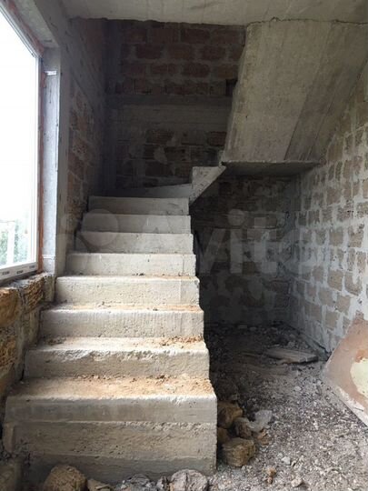 Дом 380 м² на участке 7,2 сот.