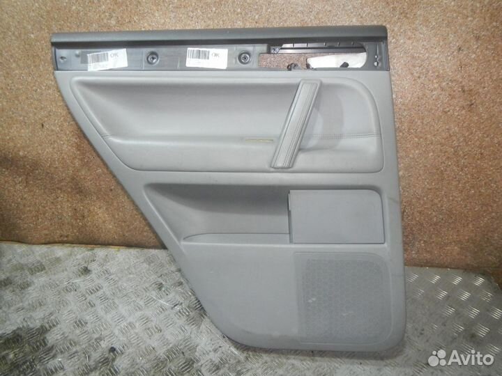 Обшивка двери задней левой, Volkswagen (Фольксваге