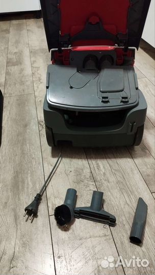 Пылесос Zelmer aquawelt 1500