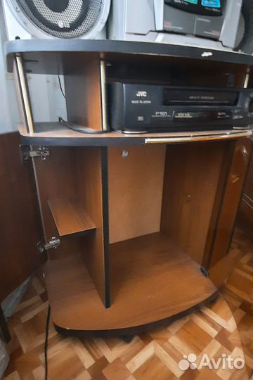 Стол тумба под телевизор