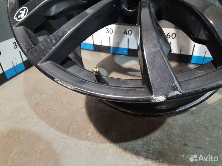 X6 F16 Диск колесный легкосплавный R20