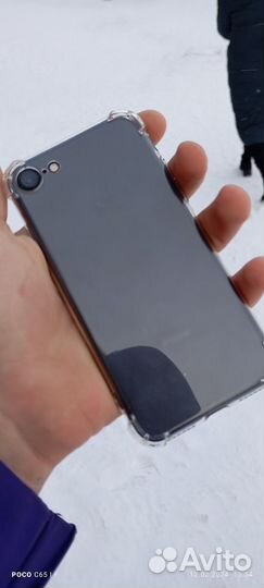 iPhone 7, 32 ГБ