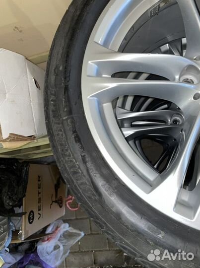 Bridgestone Turanza ER300 245/45 R18 и 275/40 R18 99Y