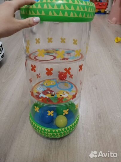 Надувной развивающий валик /погремушка