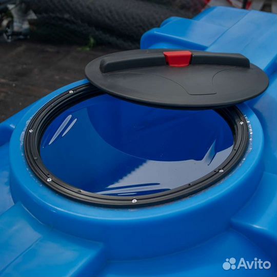 Емкость пластиковая для воды дизтопливо бак 2000л