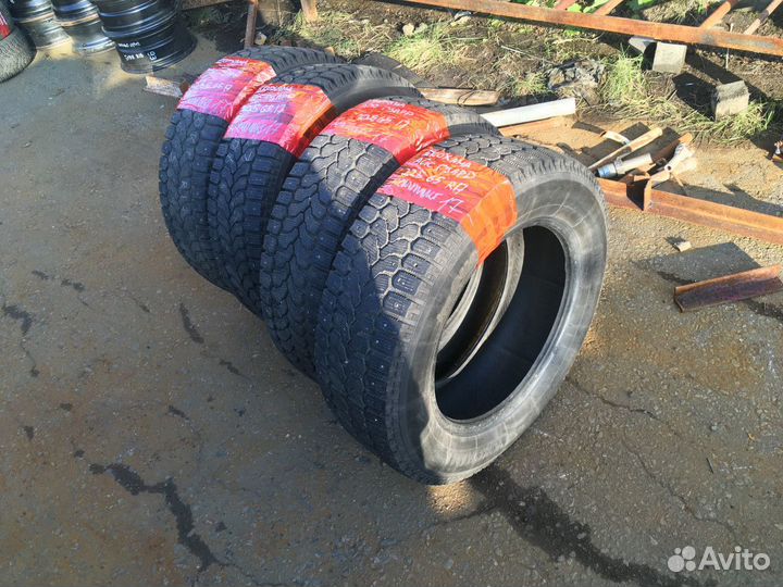Yokohama IceGuard Stud IG65 225/65 R17