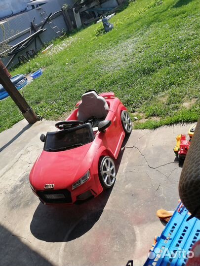 Детская машина электромобиль бронь до 4 числа