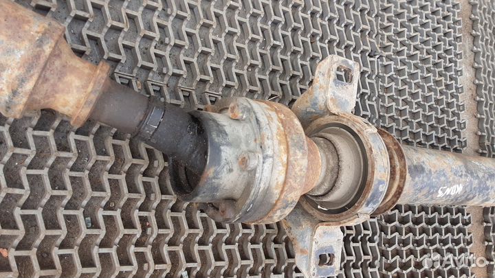 Карданный вал Toyota RAV4 2 (XA20) рест. 2003