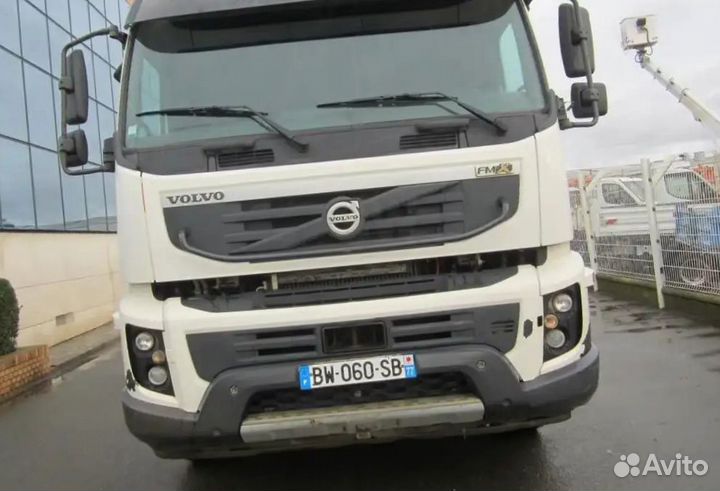 Pазбираем грузовик Volvo FMX с 2010