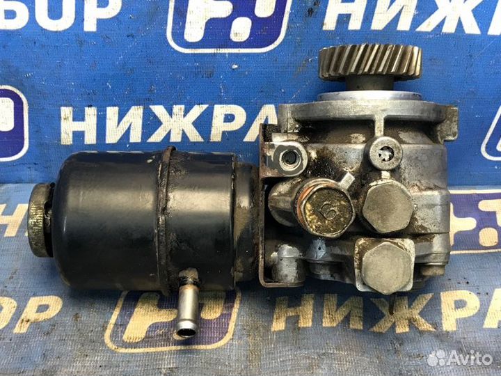 Насос гидроусилителя Mitsubishi Pajero 3 V6 3.2D