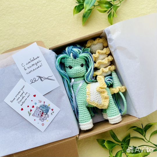 Пони вязаная игрушка ручной работы