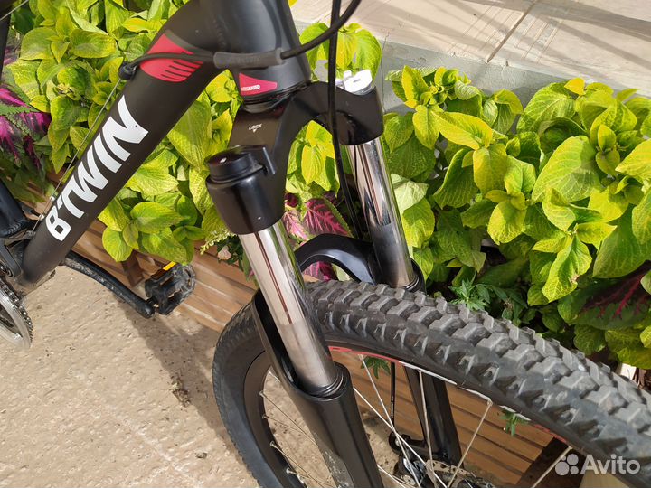 Алюминиевый двухподвес 27.5 btwin rockraider