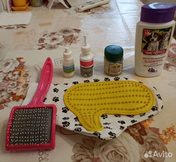 Кошачий лоток, чесалка, варежка для мытья, ништяки