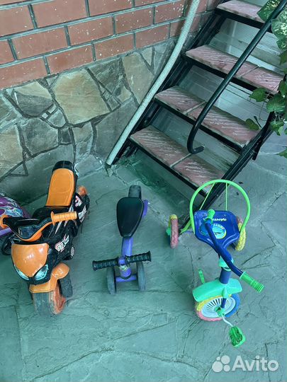 Беговел и трехколесный велосипед