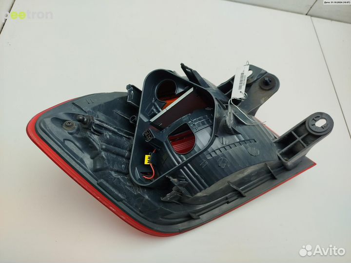 Б/У Б/У Фонарь задний правый мелкие царапины