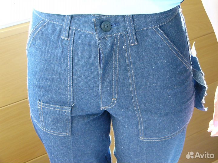 Новые джинсы 