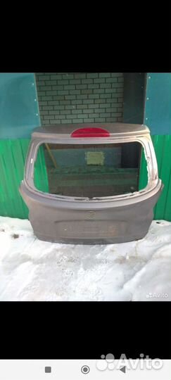 Крышка багажника ssangyong