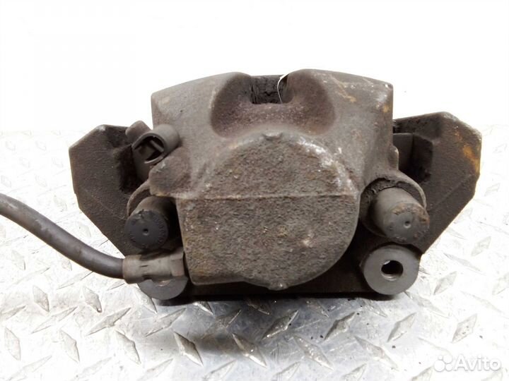 Суппорт передний левый BMW X5 E70