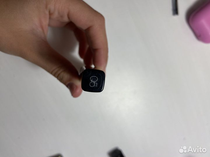 Консилер, в подарок подводка