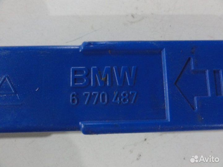 Знак аварийной остановки Bmw X6 E71 N63B44A 2010