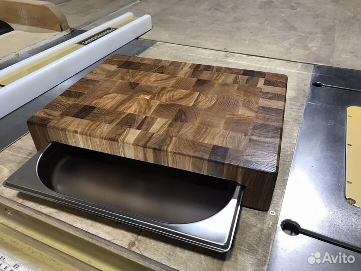 Торцевая разделочная доска с гастроемкостью