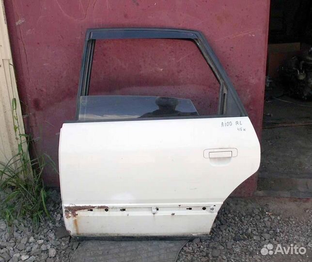 Дверь задняя левая Audi 100 C4