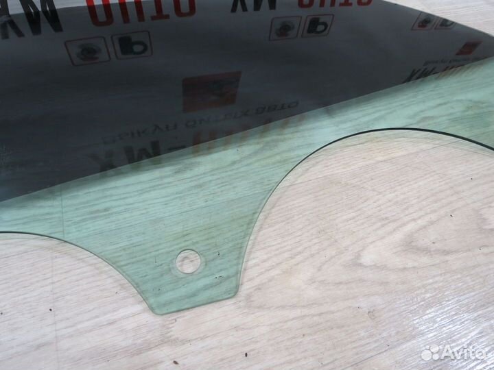 Стекло двери заднее левое Audi A7