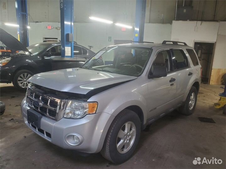 Разбор на запчасти Ford Escape 2007-2012