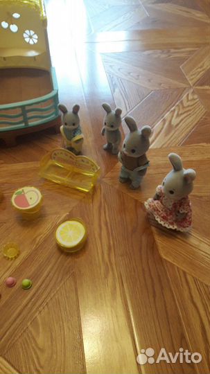 Зайчики sylvanian и кафе мороженое