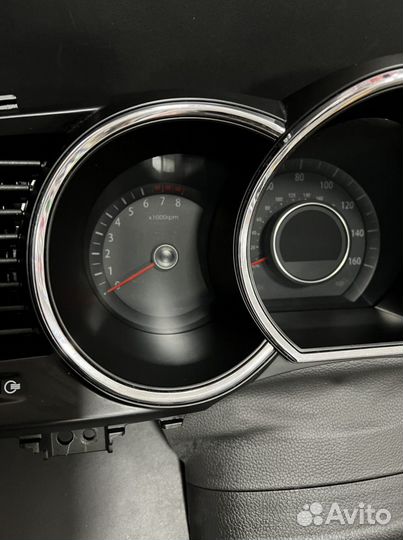 Приборная панель Kia Optima