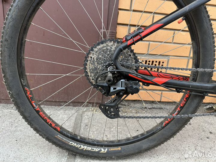 Велосипед gt avalanche sport black 2018 (M)