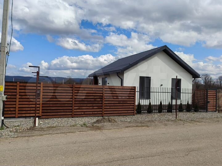 Дом 55 м² на участке 4 сот.