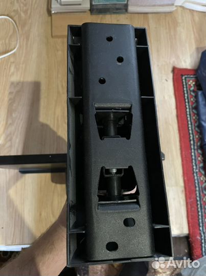 Кронштейн на стену