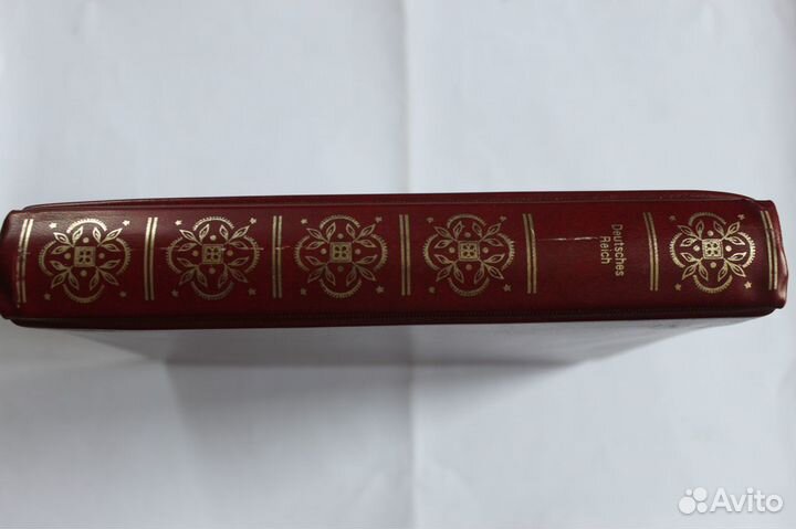 Альбомы для монет, банкнот и открыток