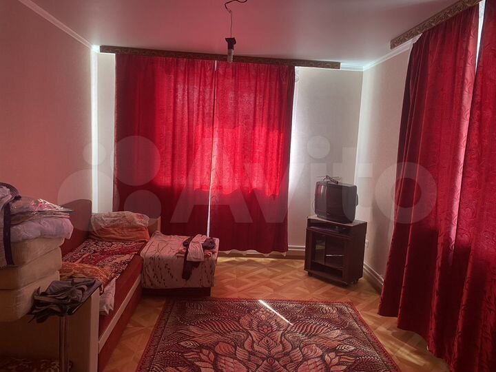 2-к. квартира, 60 м², 3/3 эт.