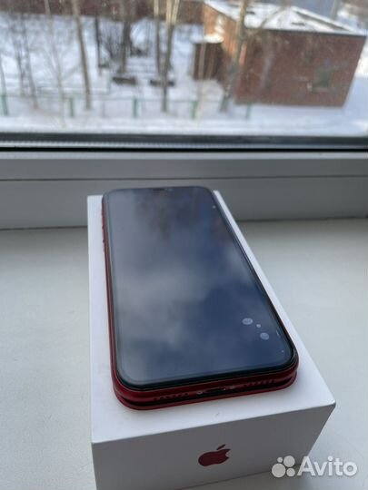 iPhone Xr, 64 ГБ