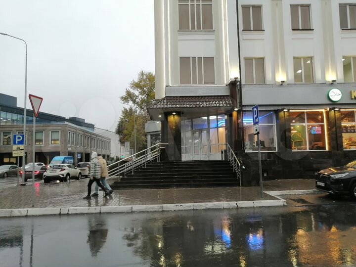 Офис, 33 м² в центре с парковкой