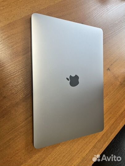 Apple MacBook Pro 13 2019