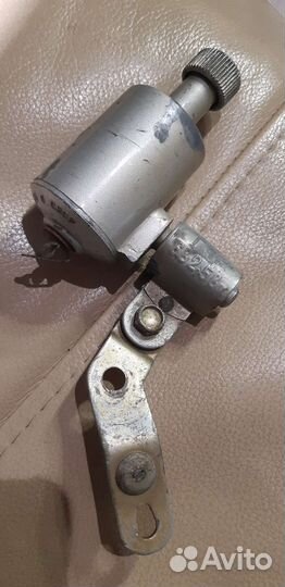 Генератор (динамо) велосипедный на запчасти